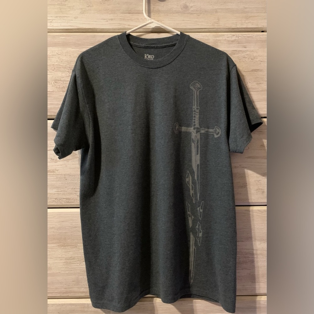The Lord of the Rings Loot Crate Exclusive T-Shirt; NWOT